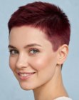 Capelli estivi femminili molto corti