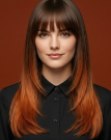 Capelli castani lunghi con balayage rame
