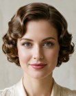 Taglio di capelli corto anni Trenta